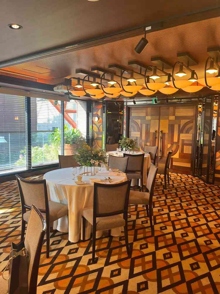 別の披露宴会場もまた雰囲気が違ってとても素敵でした。