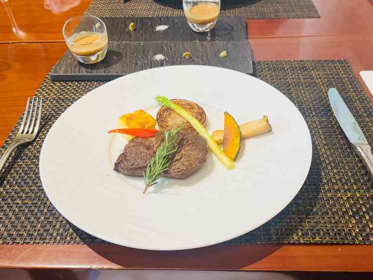 試食