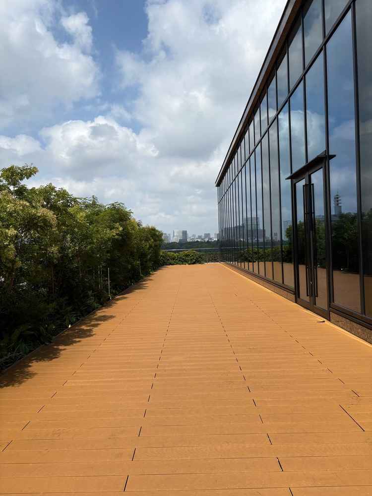 フラワーシャワー