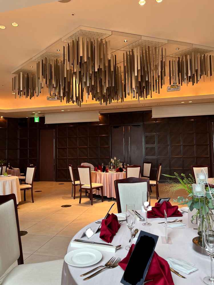 落ち着いた感じの大人っぽい会場です。ブラウンの壁がチョコレートみたいで可愛いかったです。