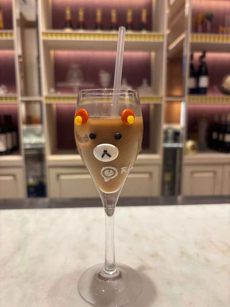 式場の案内の前に私と主人の好みを聞いてくださいました。私たち特性のドリンクを作ってくれました。