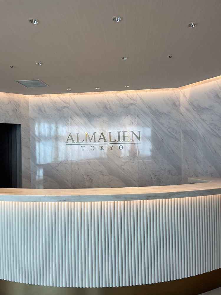 7階の式場のクローク