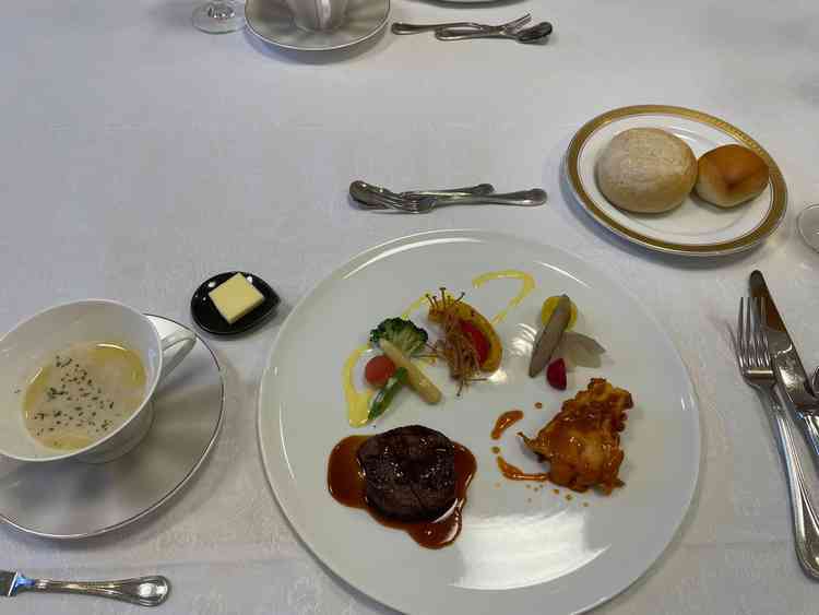 フレンチのコースを試食