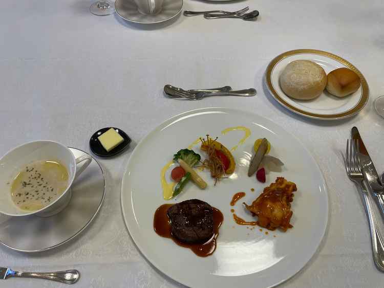 フレンチのコースを試食