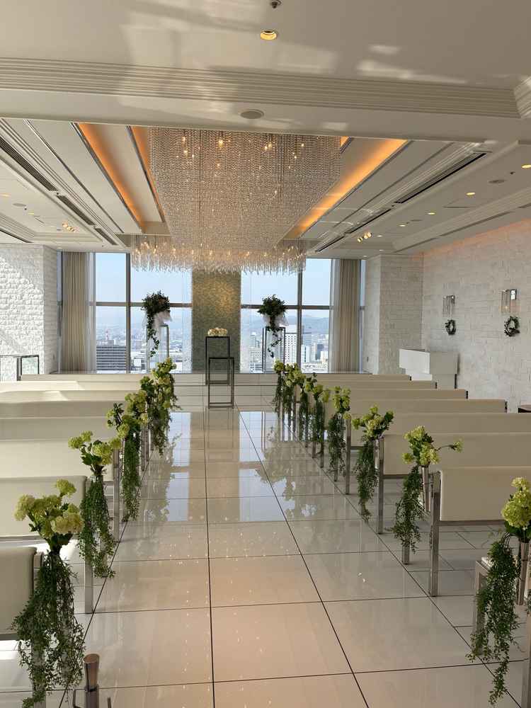 式場は自分たちの好きなようにアレンジできるようで、魅力的だと感じました。