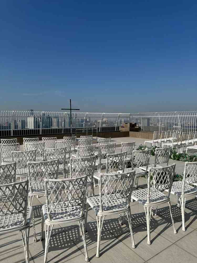 外のチャペルはすごく特別感があった。