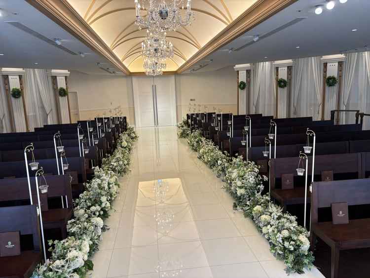 チャペル。新郎新婦側から見た景色。