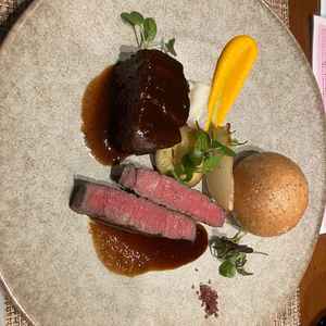 お肉がとても美味しかったです。そして、お箸で食べられるほどとても柔らかかったです。