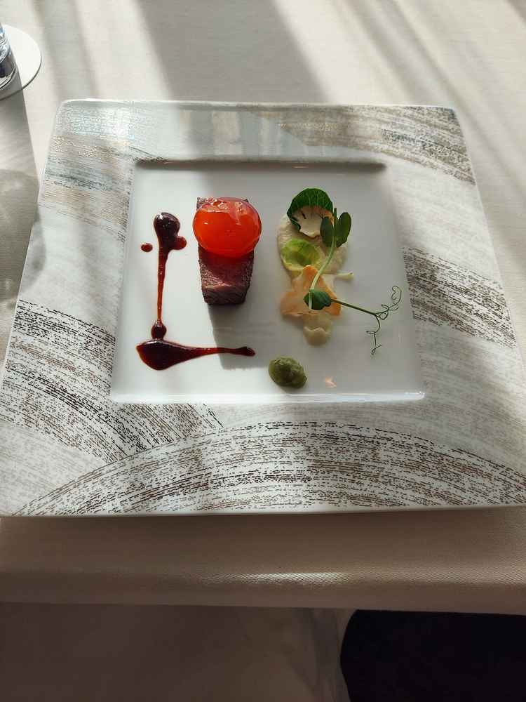 試食のメインのお肉料理。お肉が柔らかく卵との相性が良かった。