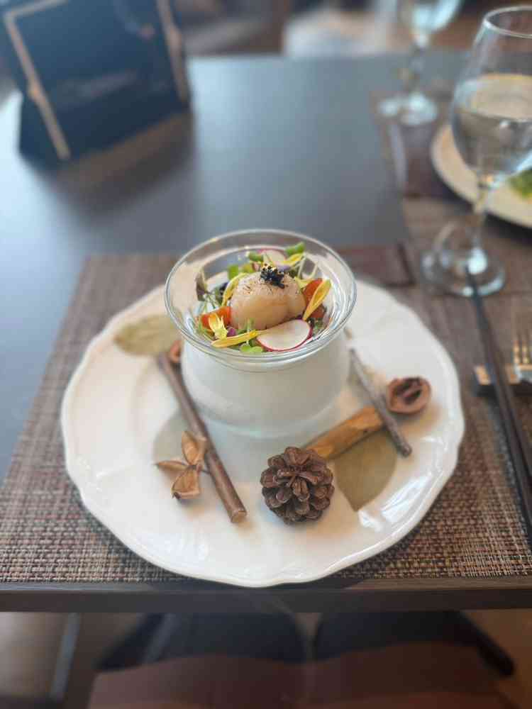 ドライアイスの演出でゲストにワクワク感を与えることができる。