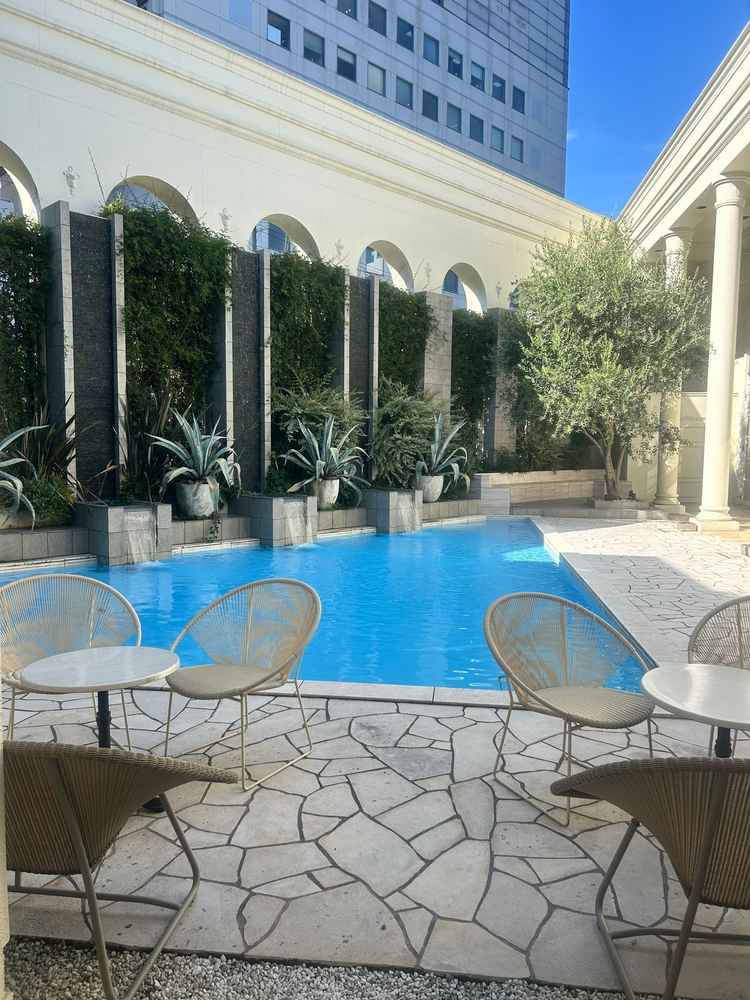 披露宴会場からも見えるリゾート地のような雰囲気が素敵でした。