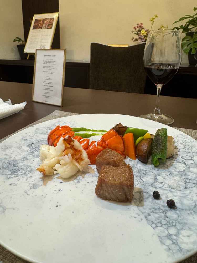 試食会のメイン料理は、シェフオリジナルの薬味がすごく美味しかったです。
