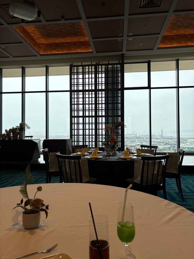 披露宴会場からUSJが見えてとてもいい！