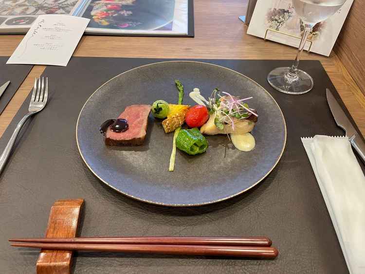 お肉柔らかくて味付け良い&味噌ベースのお魚で安心感のある味