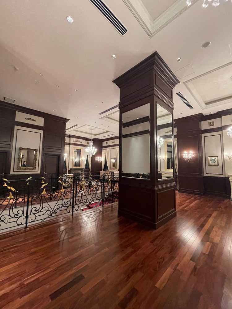 チャペルに入る前の広場です。挙式が終わった後に、ここで写真を撮ったり少しお話することが出来るようです