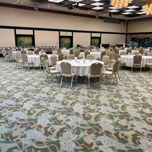 2階、120名の会場