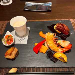 お料理です。1品1品こだわりを持って作られていると感じました。