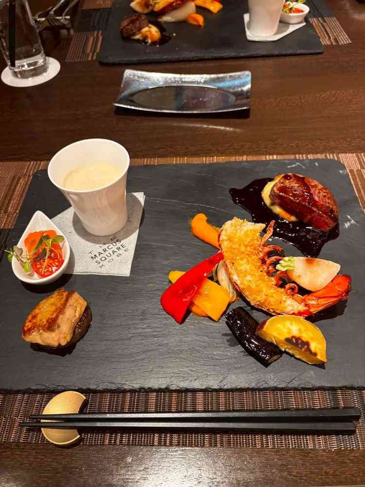 お料理です。1品1品こだわりを持って作られていると感じました。