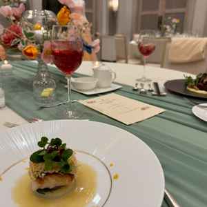 試食のメインディッシュ。魚と肉料理