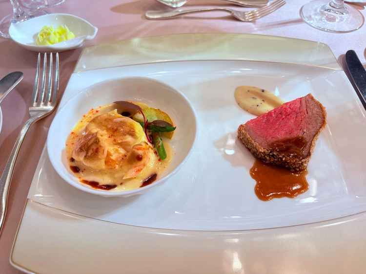 試食のメイン料理