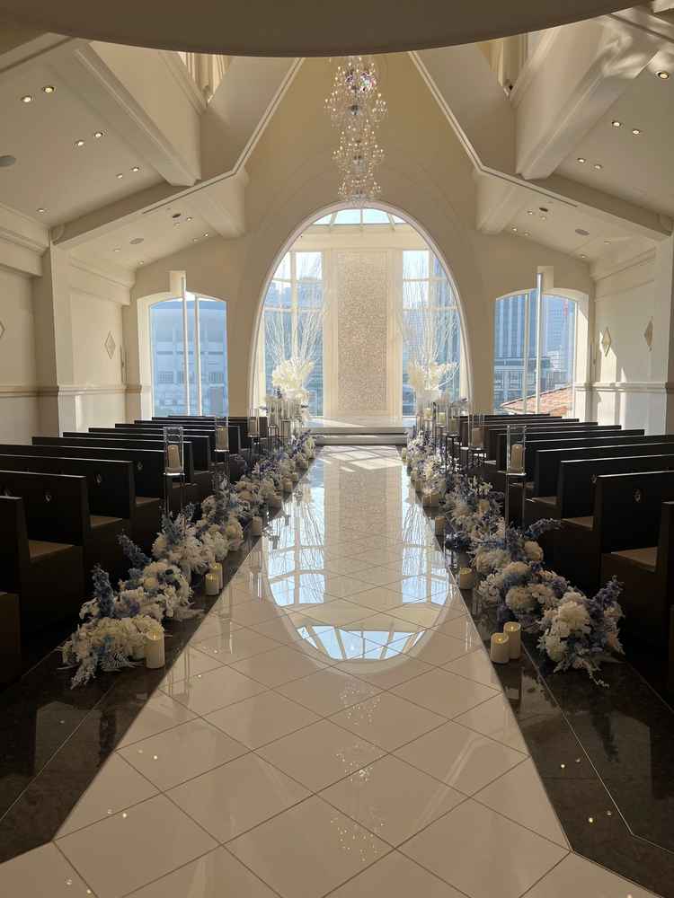 チャペル。自然光が差し込み綺麗だった。