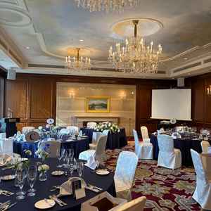 披露宴会場を実際に見学することができました。