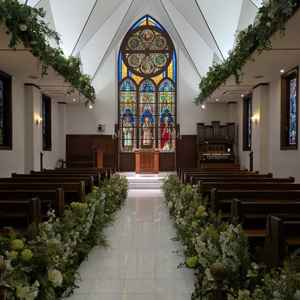 挙式会場、スタンドグラス