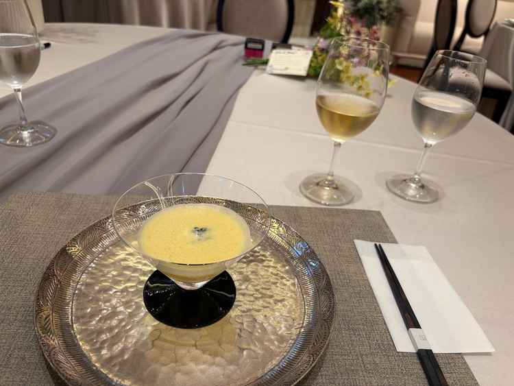 見学では料理も試食でき、見た目の美しさと味の両方を楽しめました。