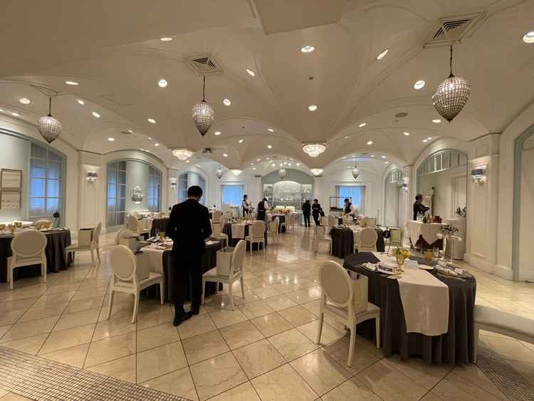 気になっていた披露宴会場のもう片方です。参考写真の通り、すごく可愛くて見れてよかったです！