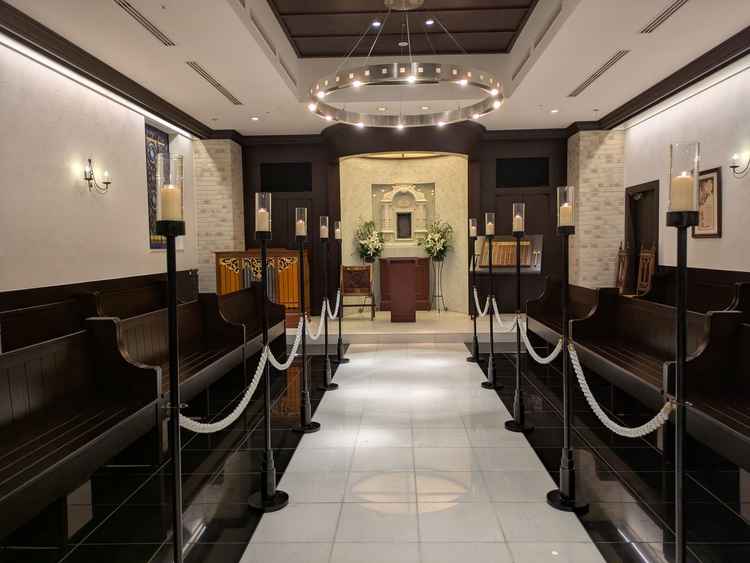 チャペルの雰囲気が良かったです。最大50名ほど座れるようです。