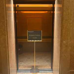 動線もスムーズかつバリアフリー対応で、エレベーターも一般の方と分けて使用できるとのことです。