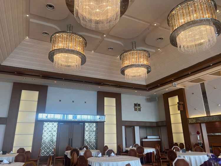 シャンデリアも良かった