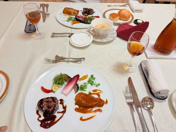 試食