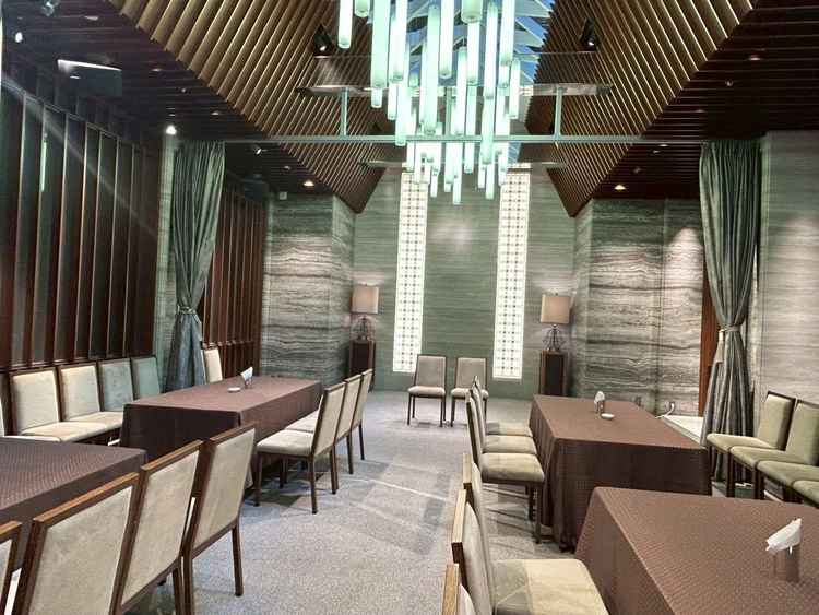 親族控室から移動することなく家族写真が撮れ、負担が少なく安心。