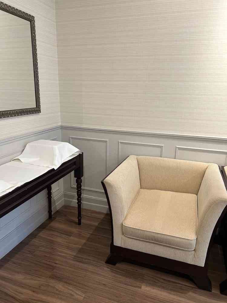 親族の控室。綺麗で広さも十分。