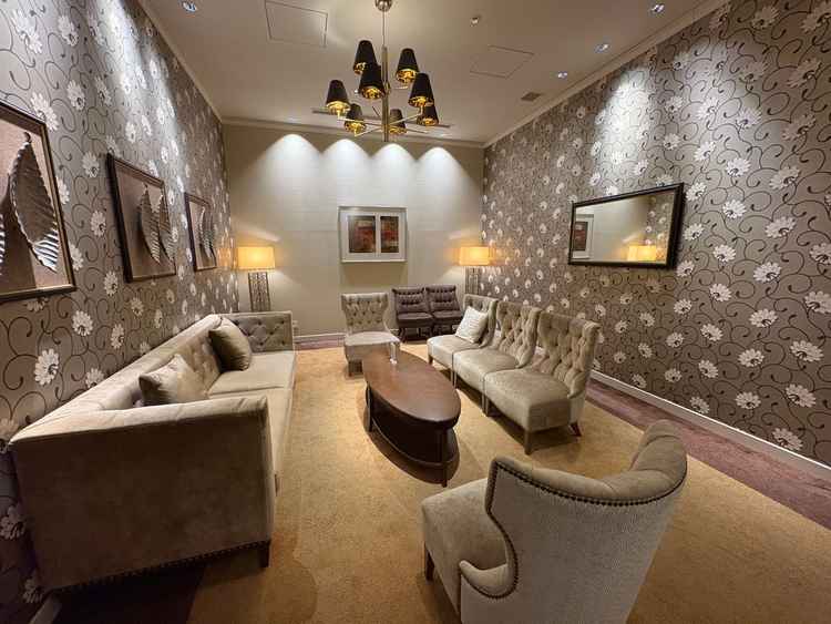 新郎、新婦ごとに親族控室があり安心して落ち着ける空間作りを感じました。