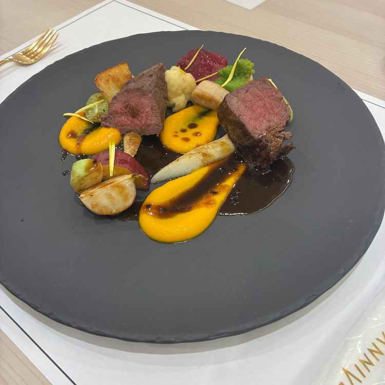 試食会の料理です。お腹が柔らかくて美味しかったです。