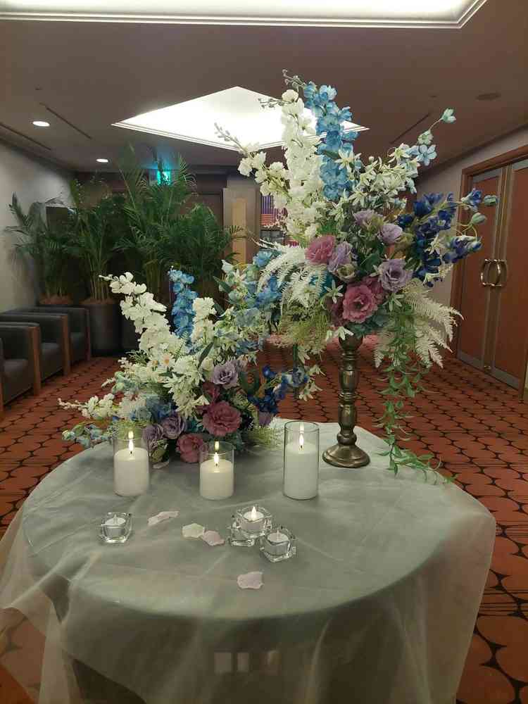 ここはウェルカムボードや写真など小物を置くスペースになっています。