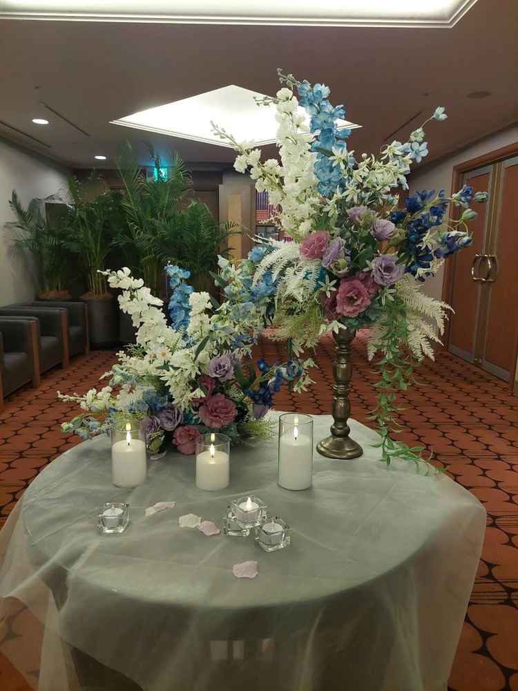 ここはウェルカムボードや写真など小物を置くスペースになっています。