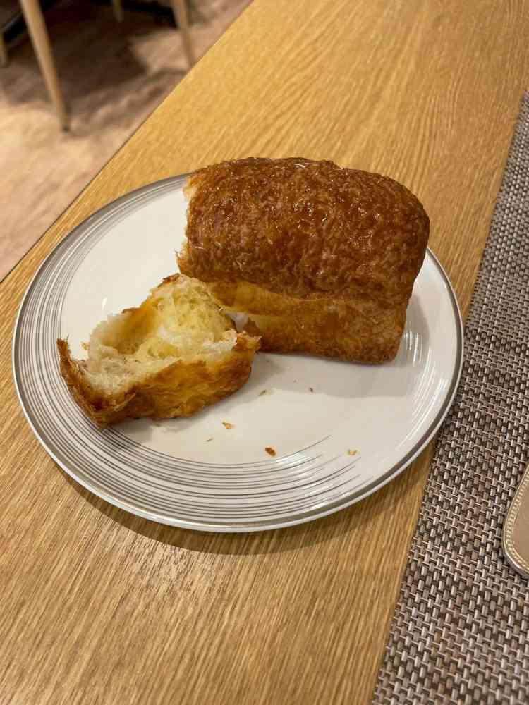 試食はフルコースいただけました。パンがデニッシュでとても美味しかった。
