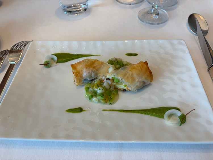 お料理は全部おいしくてプライベートでも来たいと思いました。