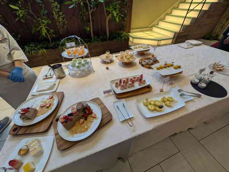 デザートビュッフェの様子です。