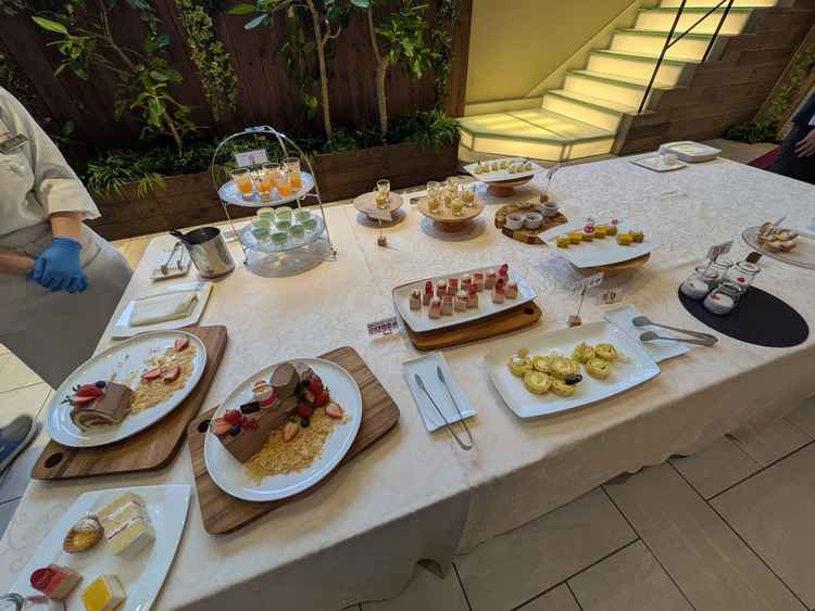 デザートビュッフェの様子です。