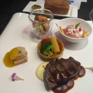 試食