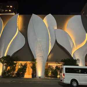 外観のデザインもスタイリッシュで素敵でした。