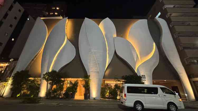 外観のデザインもスタイリッシュで素敵でした。