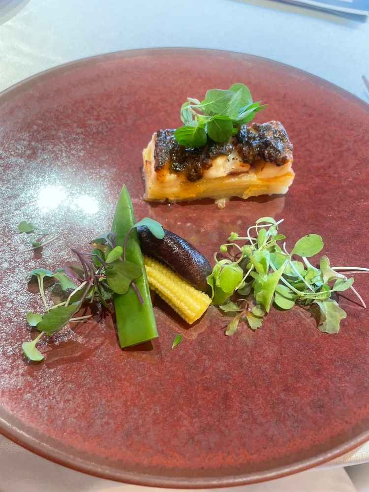 料理の試食です。