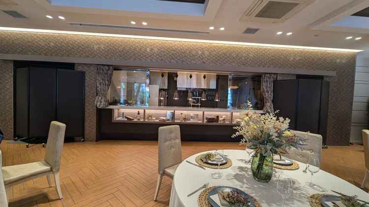 オープンキッチンは見た目にもかなり面白い。