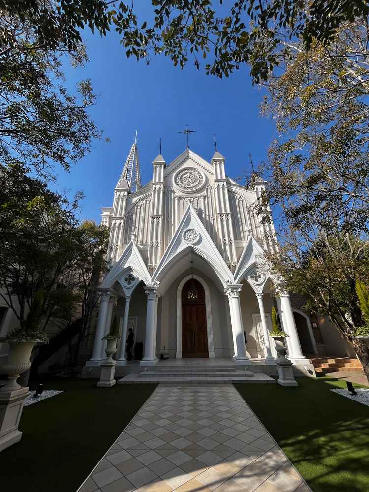 チャペル前の広場