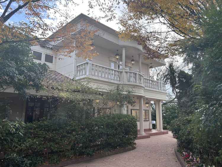 おしゃれな外観